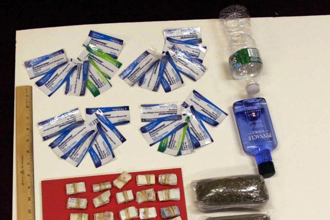 Probe Finds Porous Security at NYC’s Rikers Island