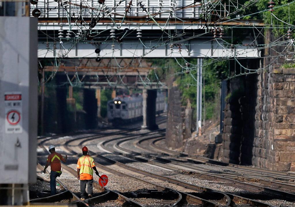 New Jersey Transit Pushes Land Deal With Mobster’s Kin
