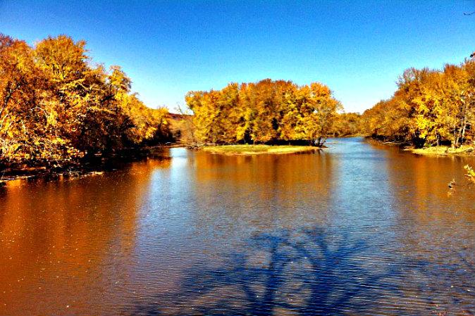 Hiking Sturgeon Slough Is Just Golden