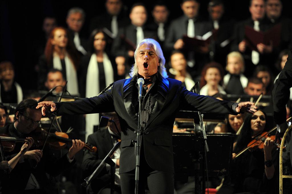 CD Review: “The Bells of Dawn—Russian Sacred and Folk Songs,” Dmitri Hvorostovsky at His Best
