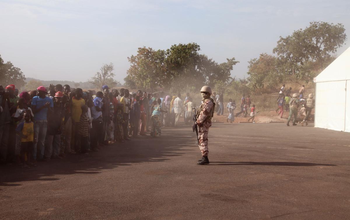Amid Ebola Cases, Mali Braces Borders and Beyond