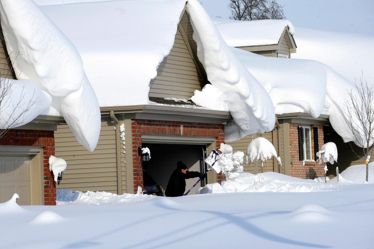 Buffalo Area Residents Work to Recover After Massive Lake-Effect Snowfall