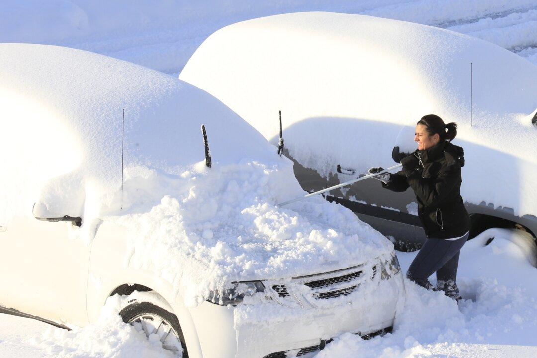 Brutal Snow Storm Strikes Upstate New York Counties