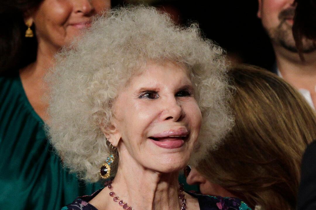 Duchess of Alba: Spain’s Cayetana Fitz-James Stuart Dies at 89