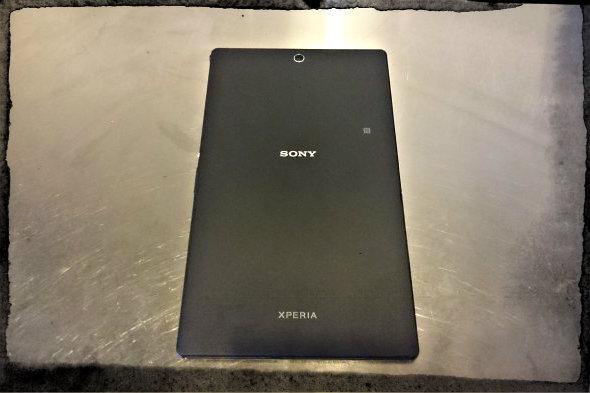 Let’s Take a Closer Look at Xperia Z3 Tablet Compact - Review