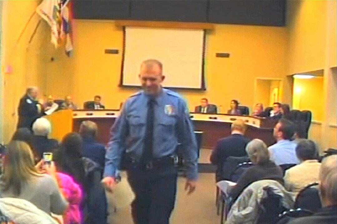 Darren Wilson Marries Barbara Spradling: Age and Facts for Ferguson Police Officers