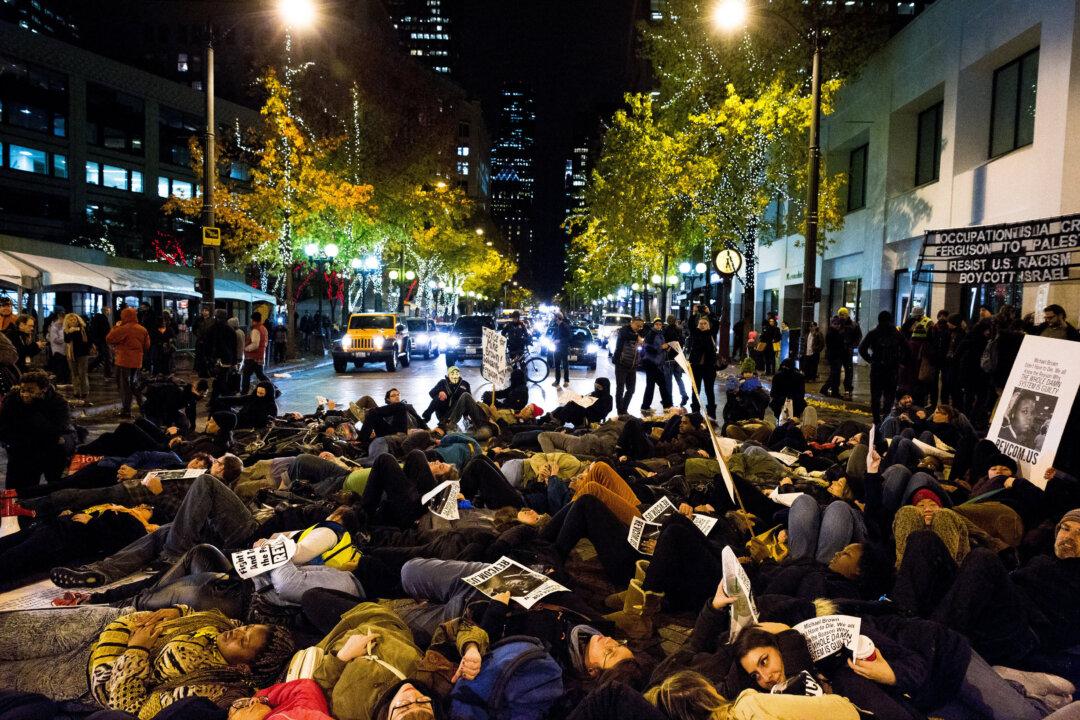 Protests Against Ferguson Decision Grow Across US