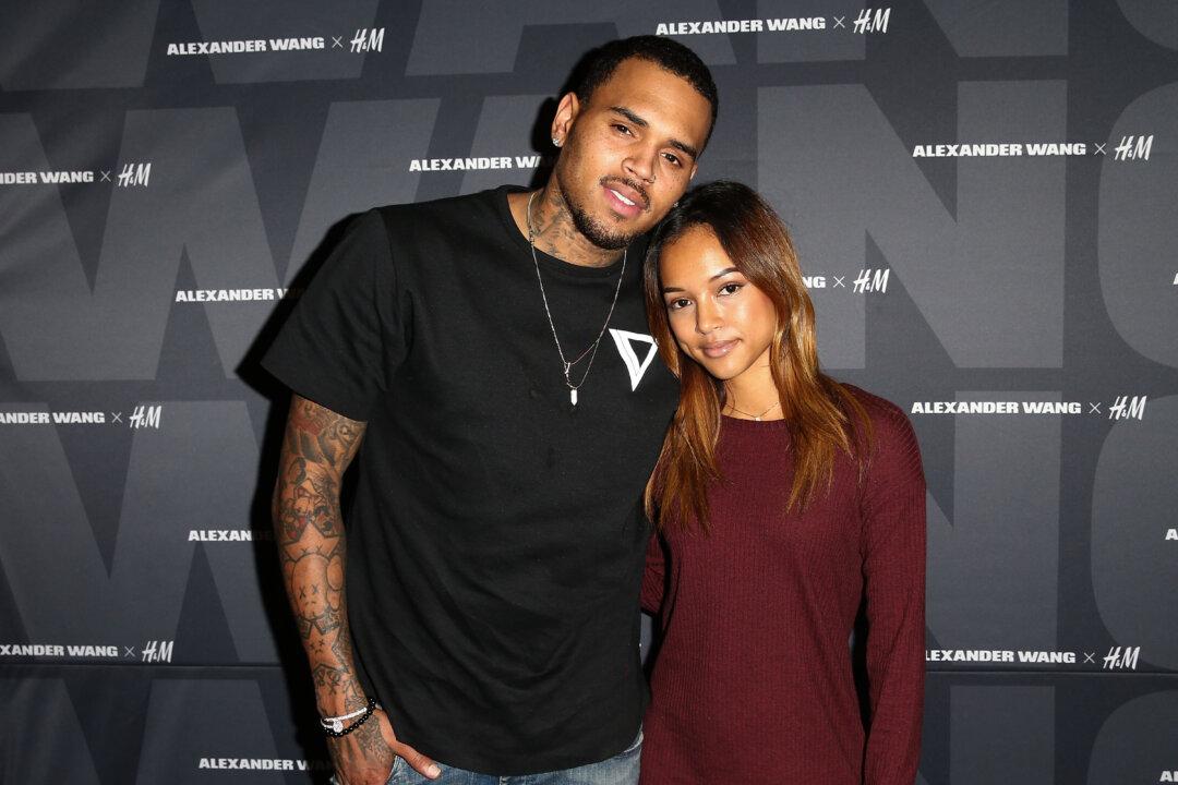 Chris Brown and Karrueche Tran Break Up? Nope, Tran Clarifies ‘Single Lady’ Tweet
