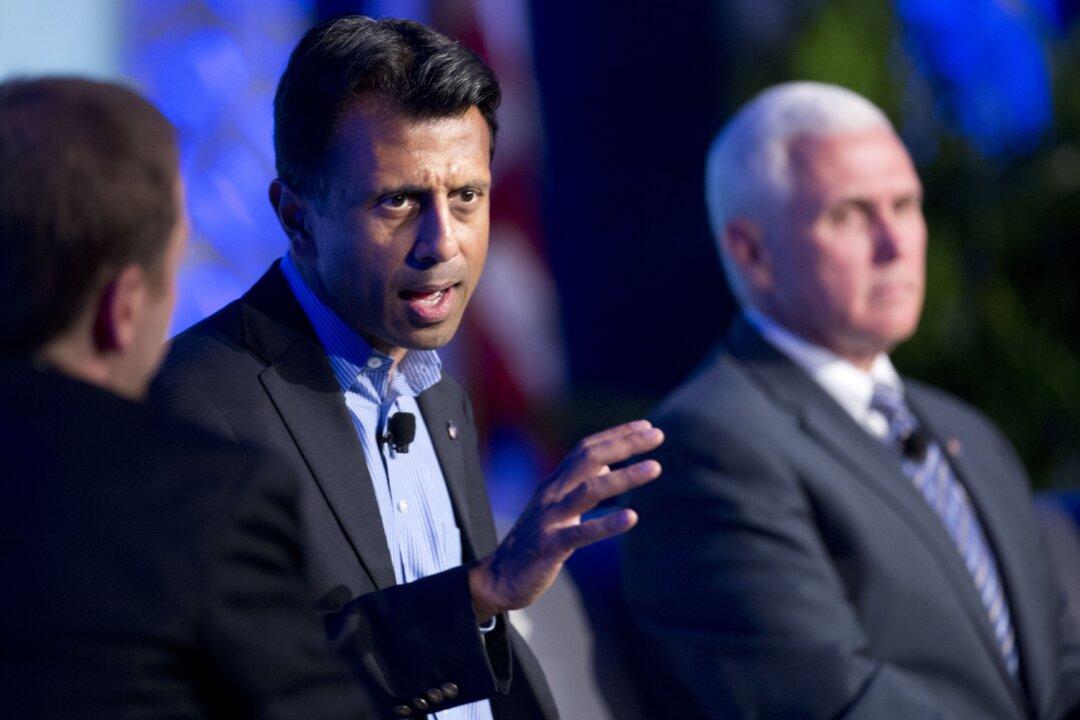 Gathering Hints at Showdown Awaiting GOP in 2016