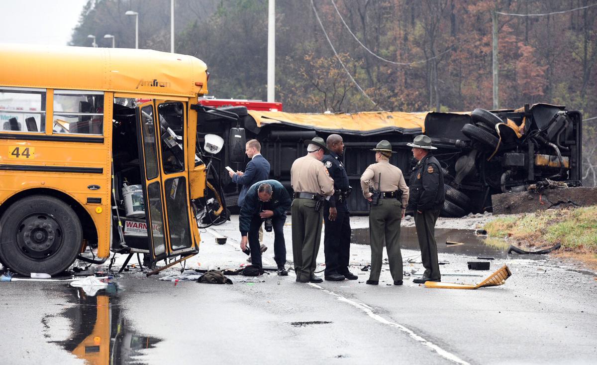 Tennessee School Bus Crash in East Knoxville: 2 Buses in Accident, 3 Dead; Chilhowee Intermediate, Sunnyview Primary