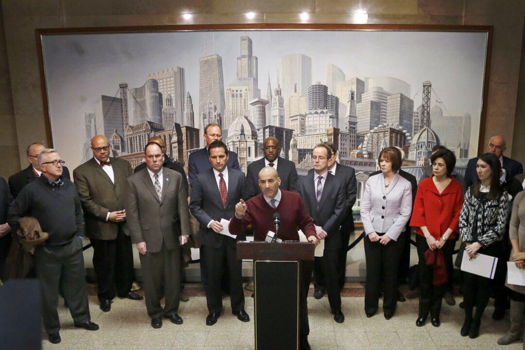 Things to Know on Chicago’s New $13 Minimum Wage