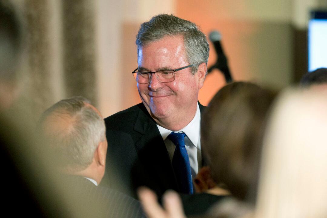 Eyeing 2016, Jeb Bush Talks Foreign Policy