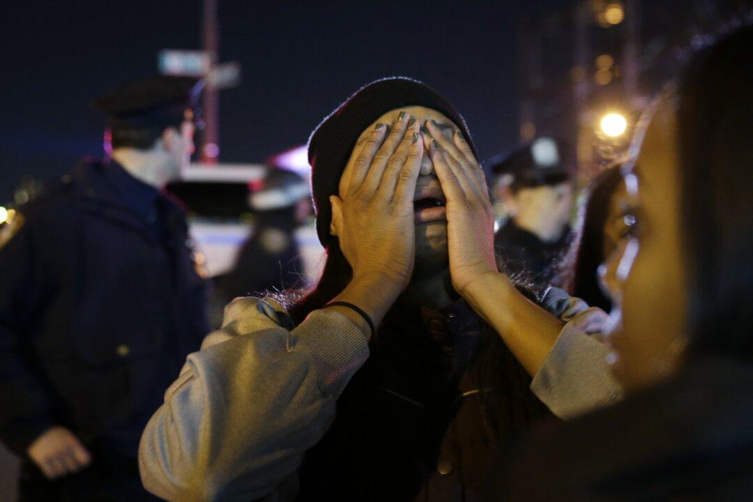 Civil Rights Leaders Decry Decision in Chokehold Case