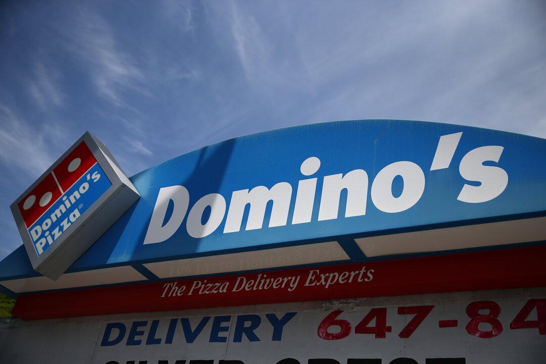 Cortana Can Now Help You to Order a Pizza From Domino’s