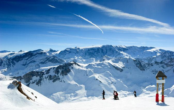 4 Dead in French Alps Avalanche; 5 Others Being Retrieved