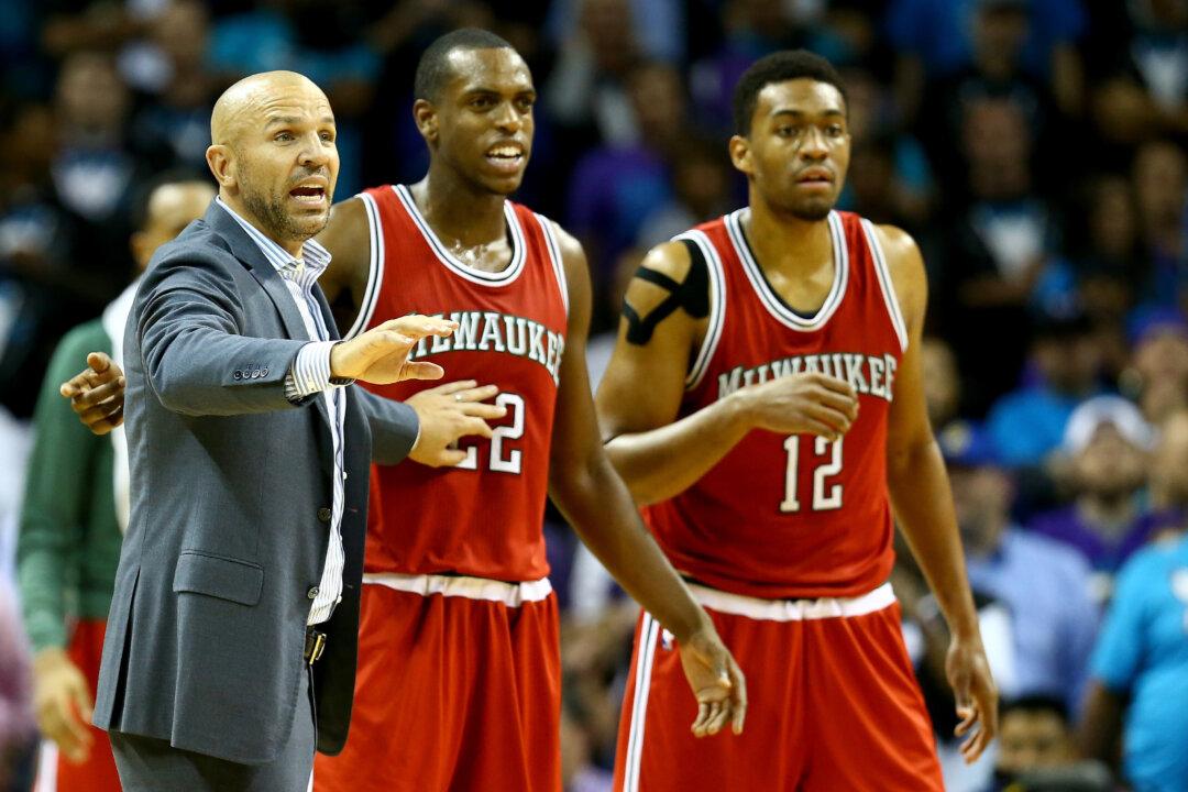Jason Kidd Gives Milwaukee Bucks Players Written Tests on Game Days