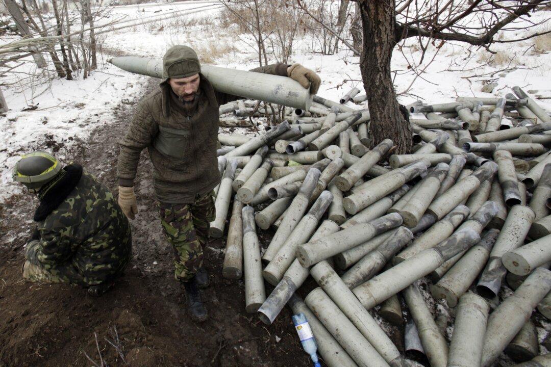 Ukraine Forces, Rebels Largely Suspend Hostilities