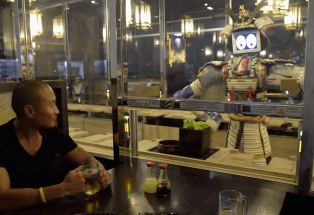 5 Themed Cafes and Restaurants Around the World (+Videos)