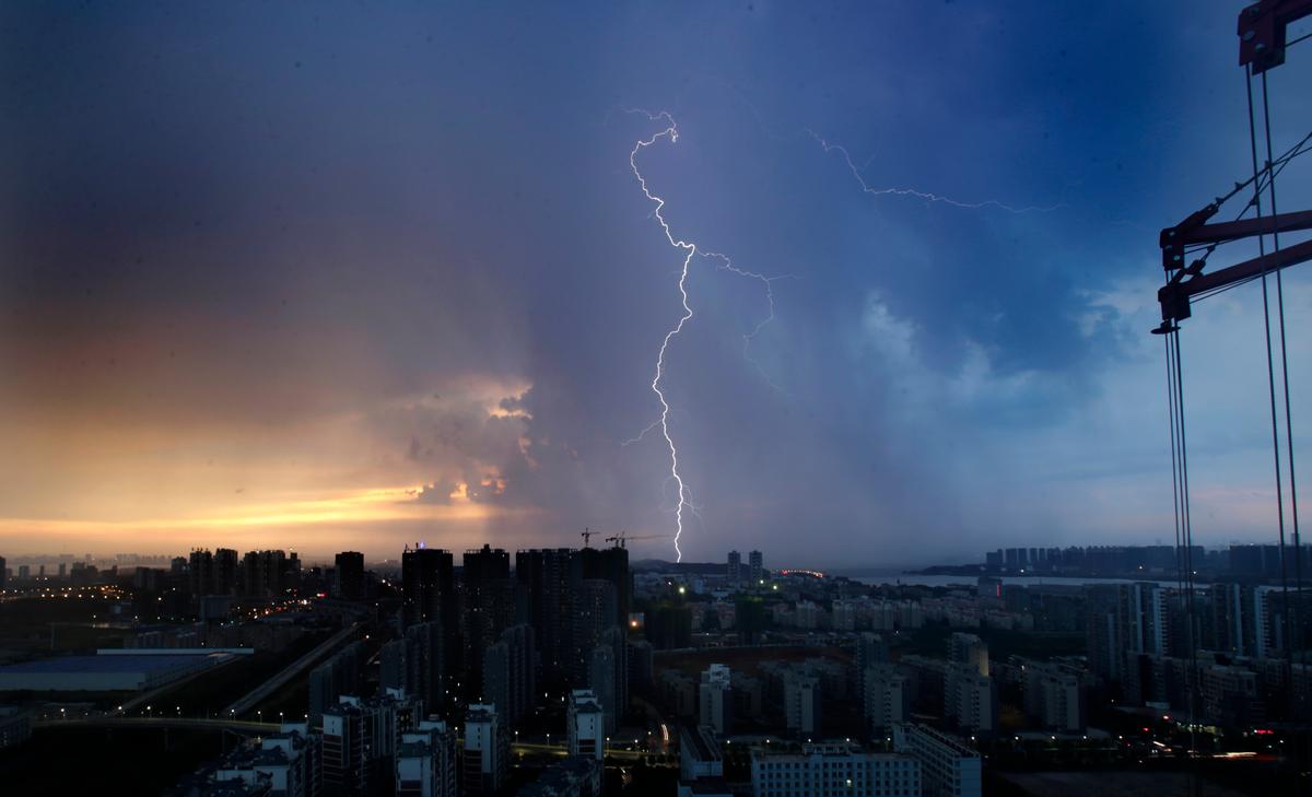 Jiang Faction-Related Real Estate Companies in Hot Water