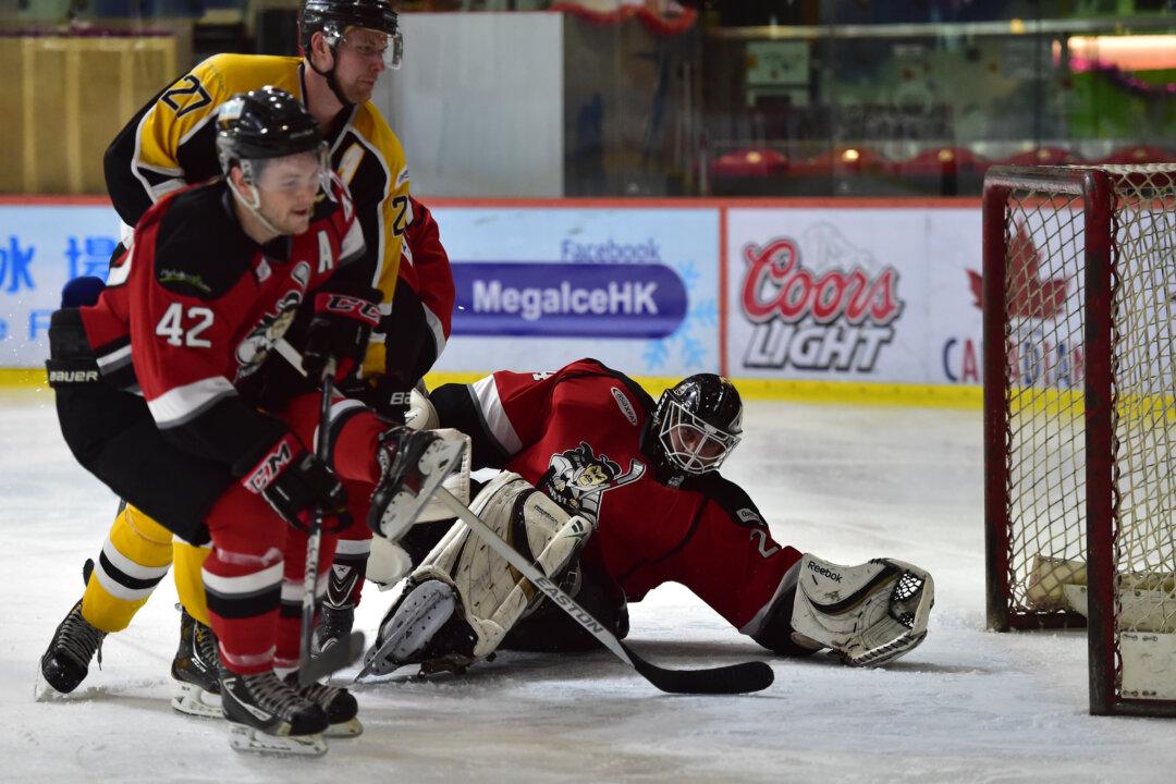 Table Tightens as Sharks and Warriors Win