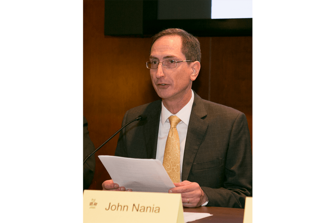 The ‘Nine Commentaries’ Shows the Path to China’s Future