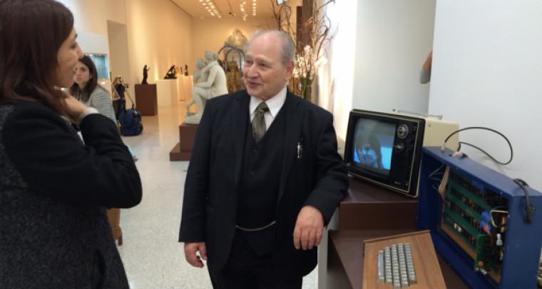 Antique Apple-1 Computer Sold Today for $365,000
