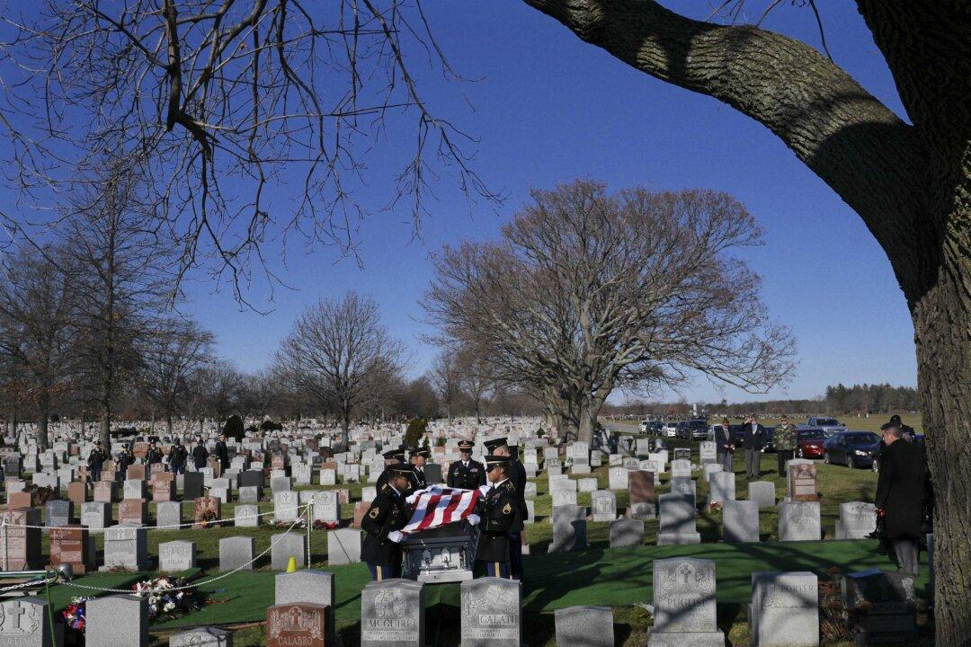 MIA Korean War Soldier Finally Buried Next to Mom