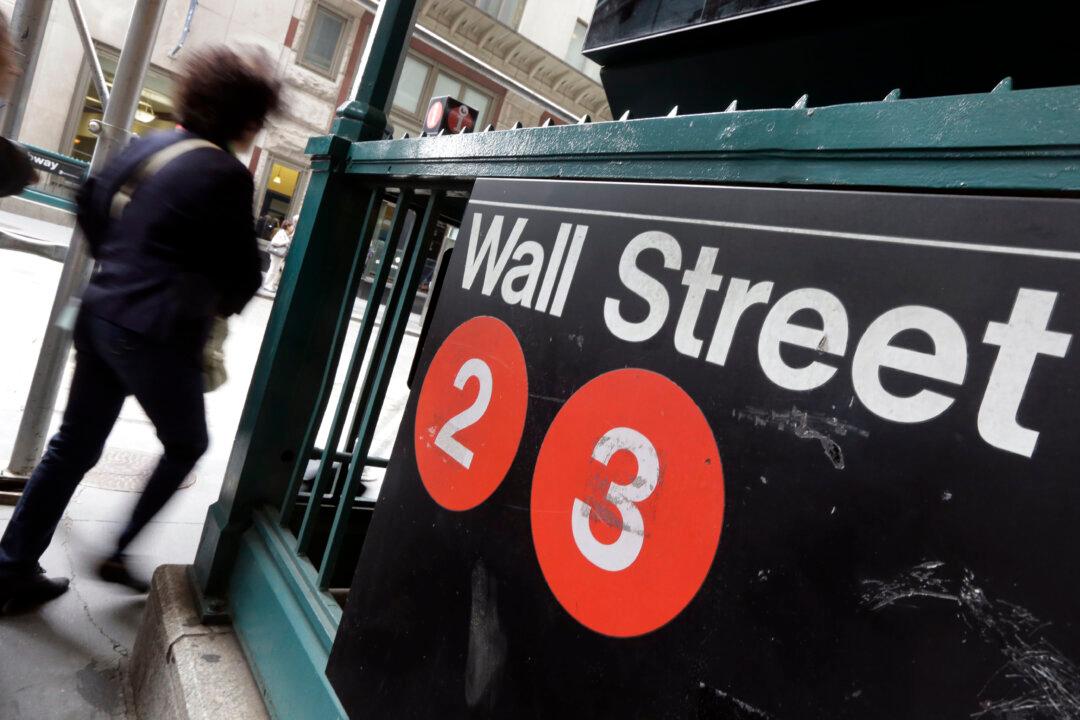 US Stocks Rise as Russian Ruble, Oil Stabilize