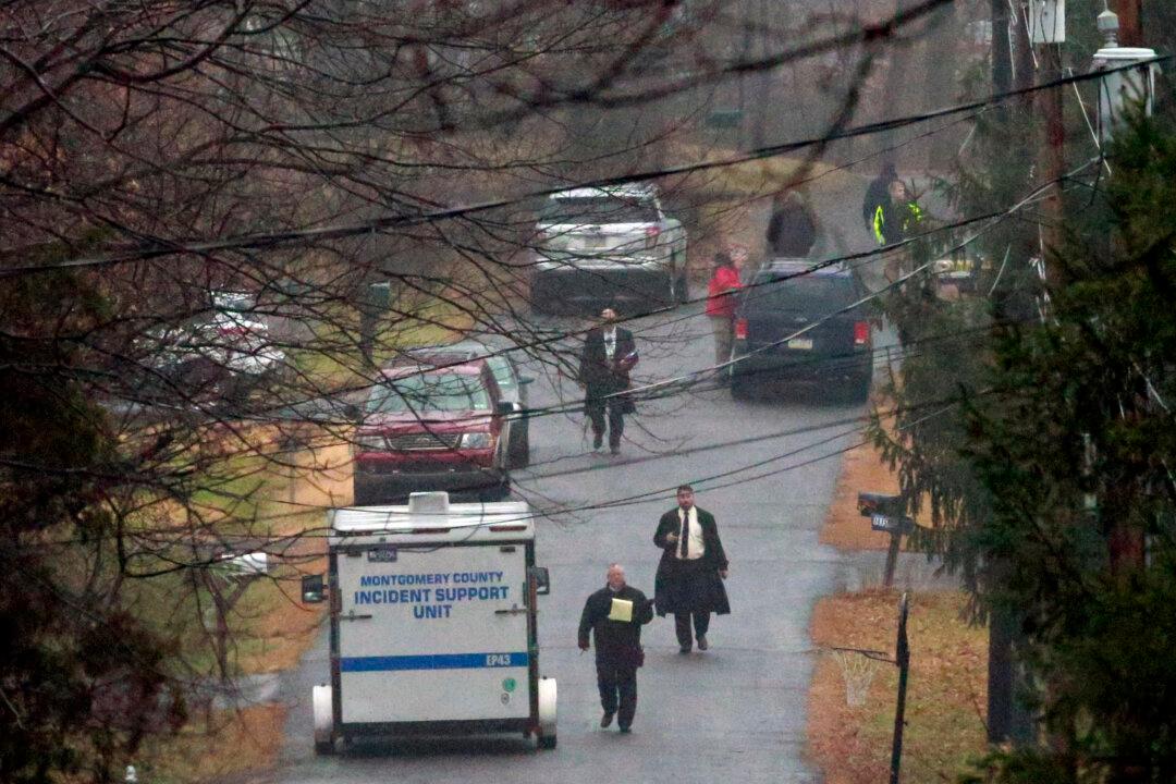 Ex-Marine Bradley William Stone, Wanted in 6 Killings, Commits Suicide