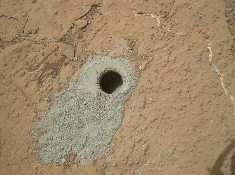 NASA Rover Finds Active and Ancient Organic Chemistry on Mars
