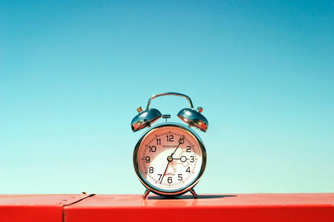 Can a Six-Second Movie Be Considered Art?