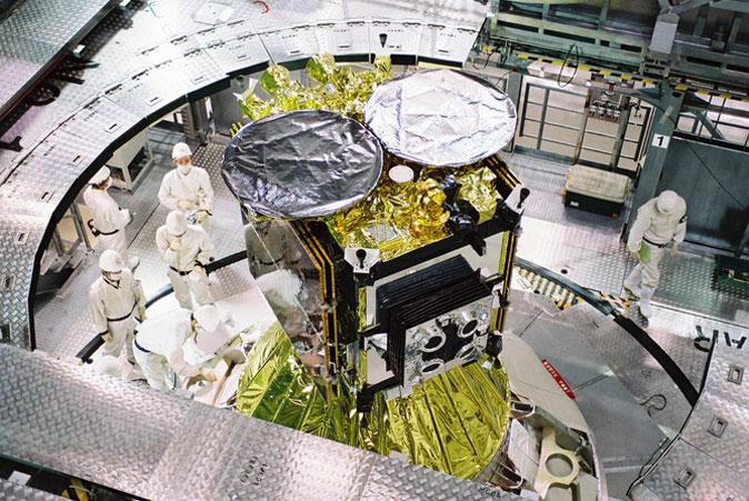 Japan Spacecraft Drops Explosive on Asteroid to Make Crater