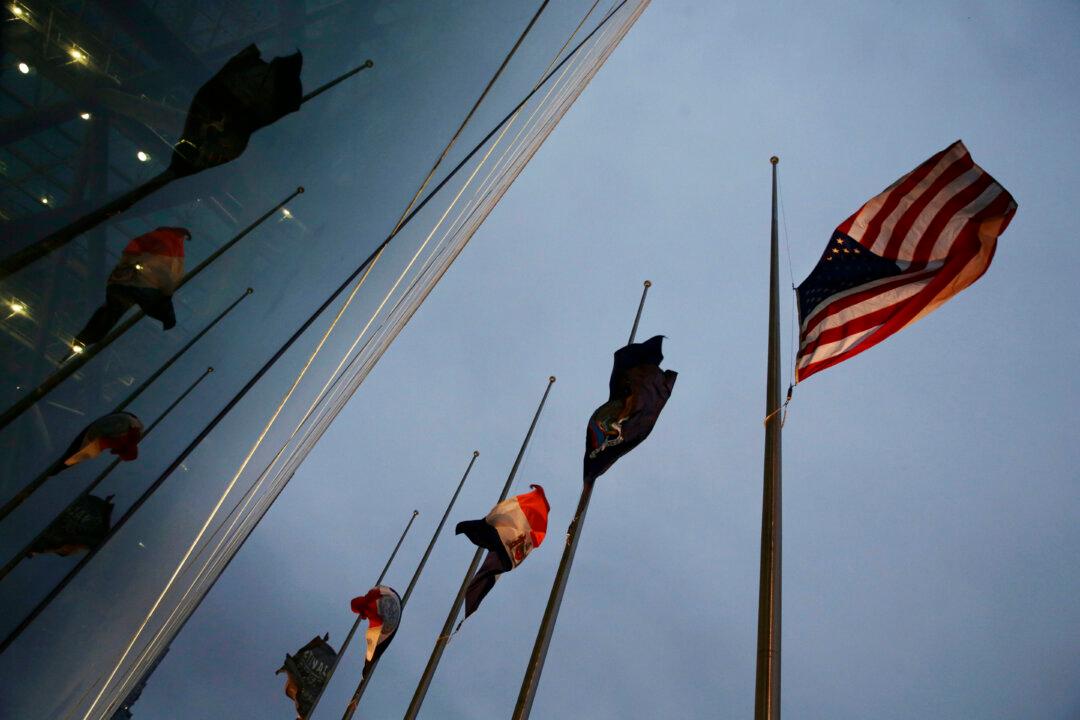 Police Uncover Past of Gunman Who Killed 2 NYPD Officers