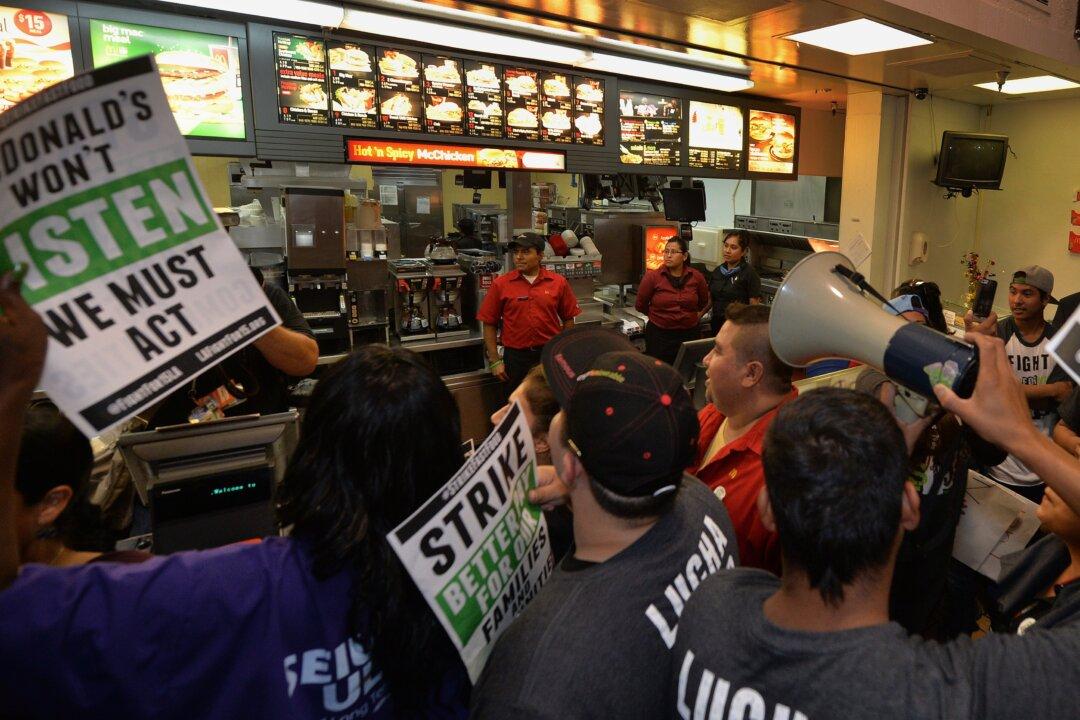 Complaints Target McDonalds in Unionization Fight