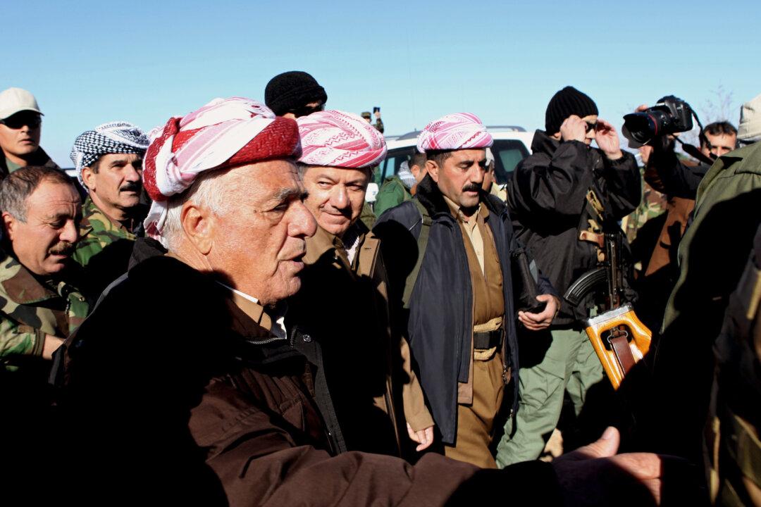 From Iraqi Mountaintop, a Fierce Battle to Free ISIS-held Town