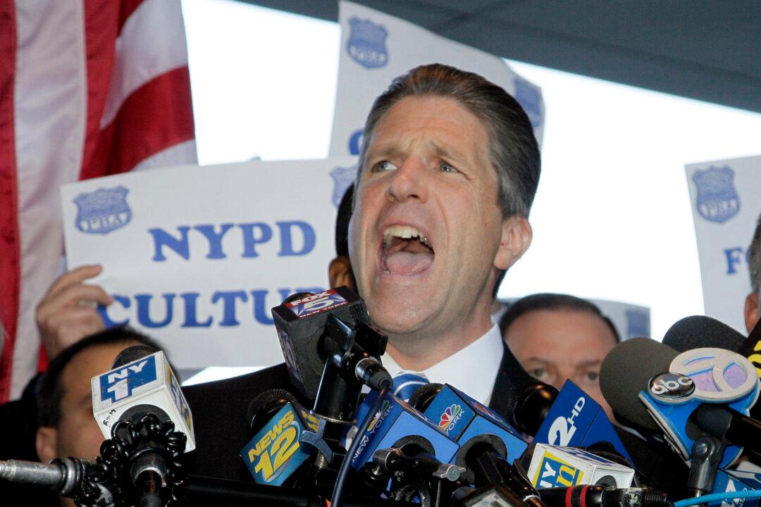 NY Police Union Leader Well Known for His Bite
