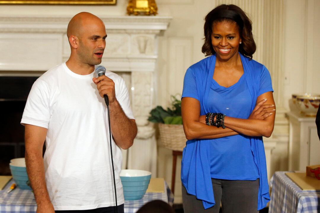 After 6 Years, Obama’s Personal Chef Hangs Up Apron