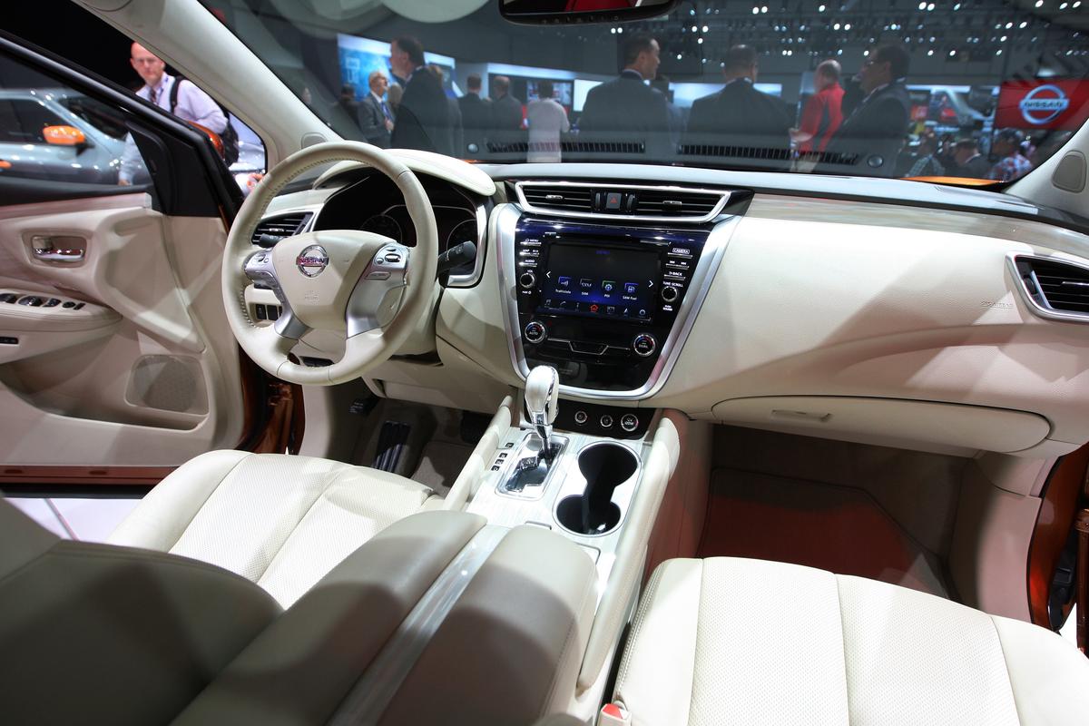 Top 3 Gadgets to Have in Your Car at All Times