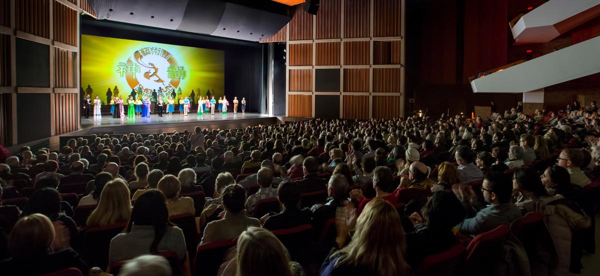 CEO ‘Absolutely Loved’ Bright Sights and Sounds of Shen Yun