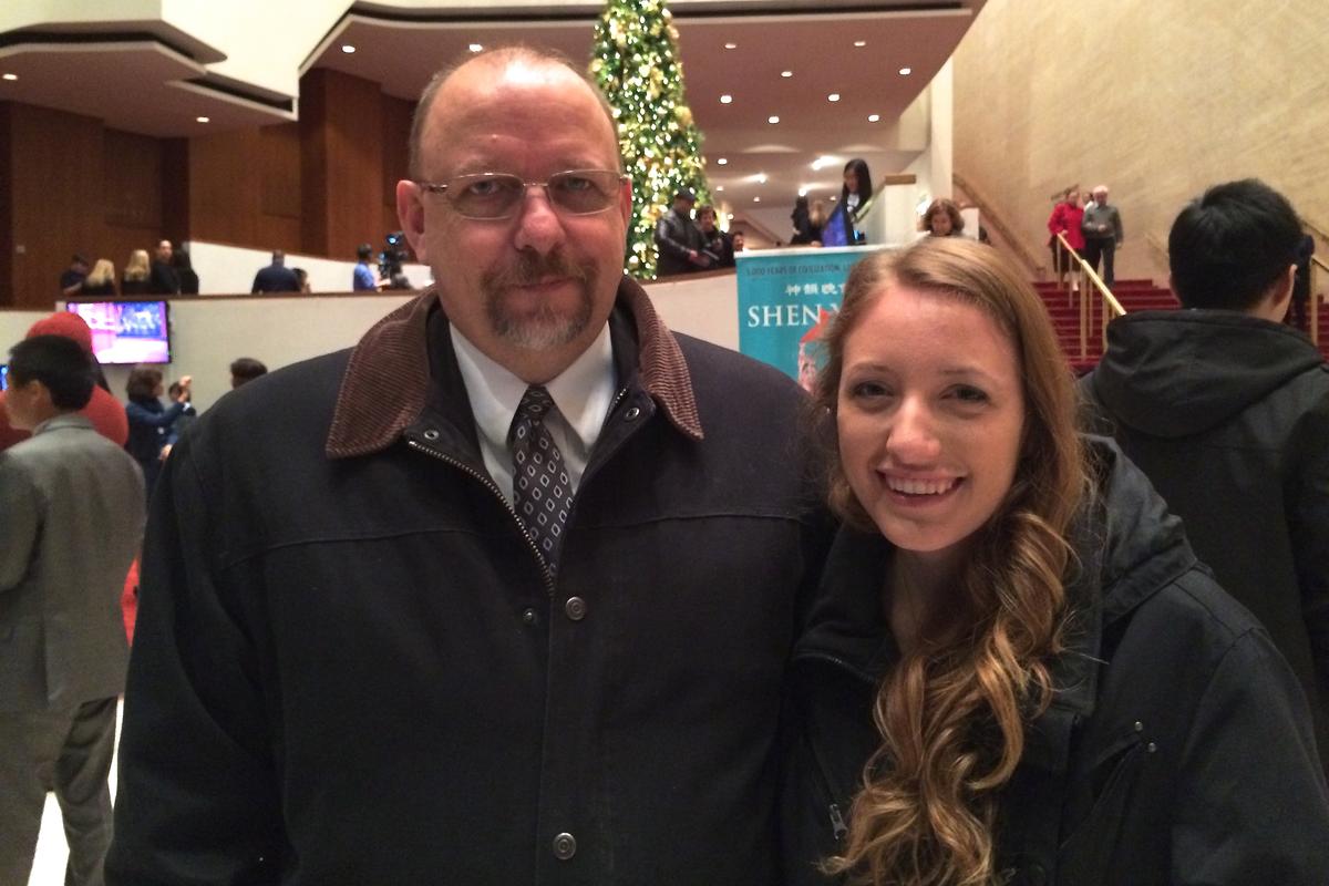 Shen Yun is Awesome, Says NASA Flight Director