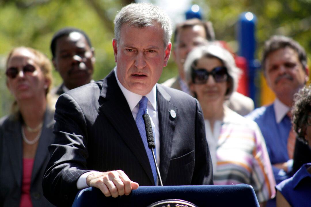 NY Mayor’s 1st Year: Liberal Victories, NYPD Crisis