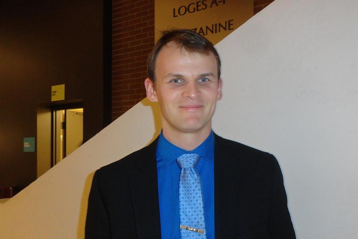 Ecology Professor Discovers World of Classical Chinese Dance