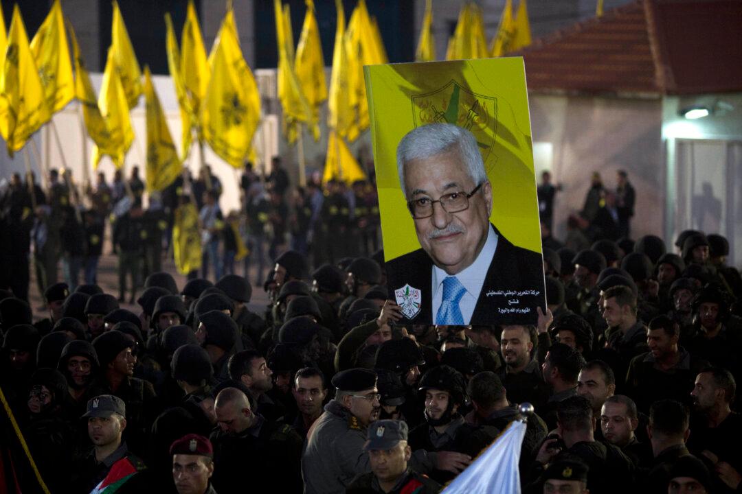 Palestinians to Press War-Crimes Case Against Israel