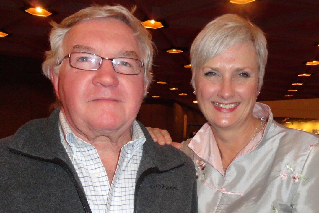 Magazine Editor and Wife Find Lessons in Shen Yun