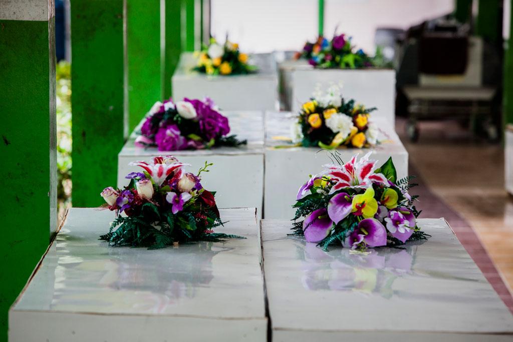 AirAsia Flight 8501 Victims Appeared to Be Holding Hands