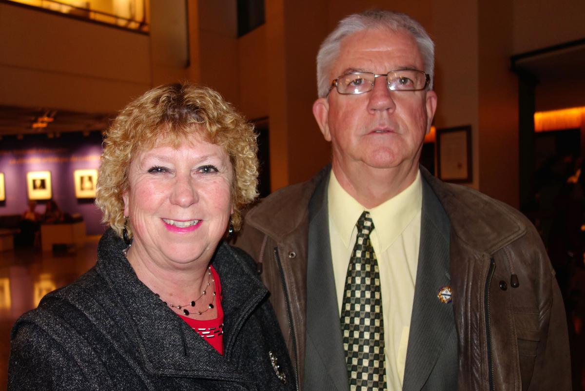 Town Councilor Braves Treacherous Roads to See Shen Yun