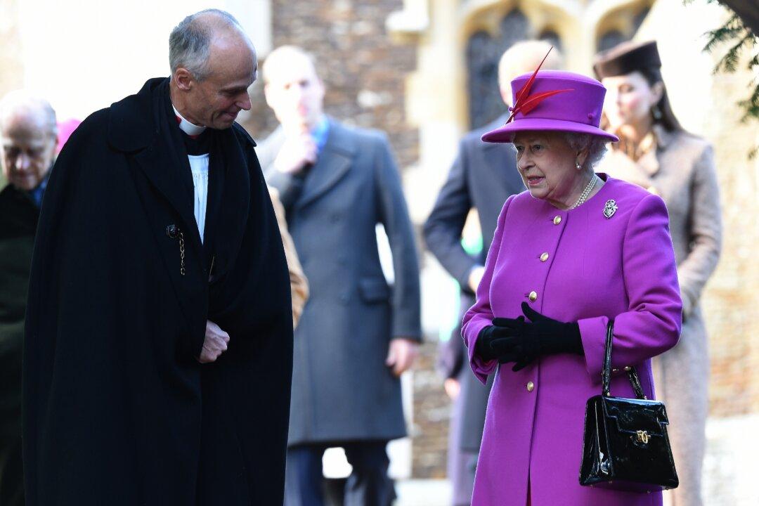 Did Queen Elizabeth II Meet Alleged ‘Sex Slave’ Virginia Roberts? Palace Denies Accusations