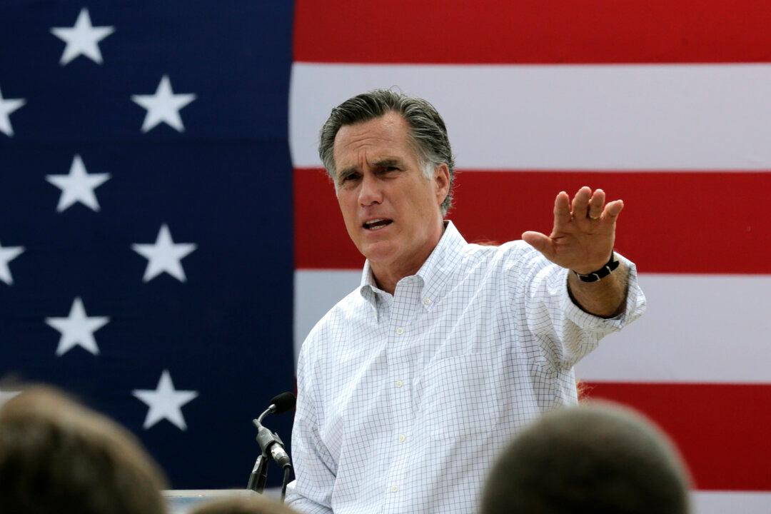 In Dramatic Shift, Romney Considering 3rd Run for White House