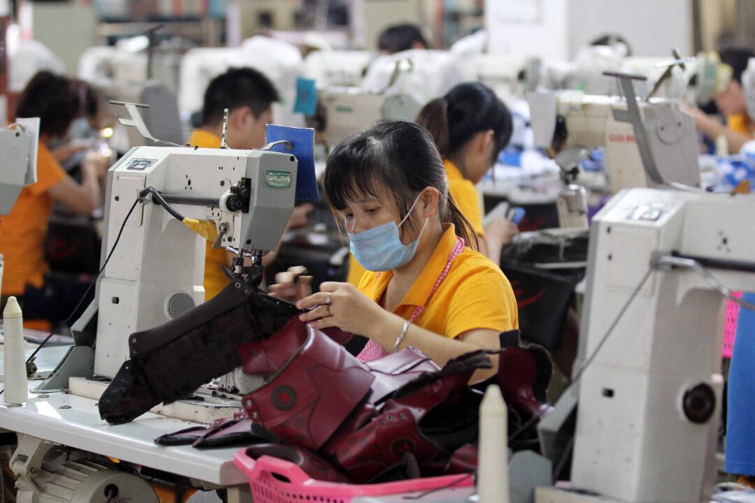 China’s Reputation as ‘The World’s Factory’ Fades
