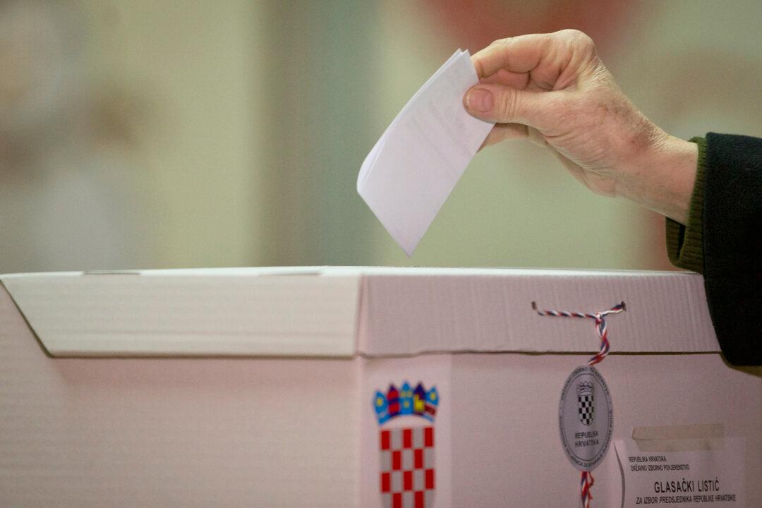 Croatia Holds Close Presidential Runoff Vote